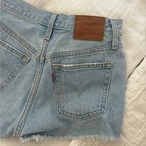 Levi’s Premium 501 Cutoff Denim Shorts Light Wash W23